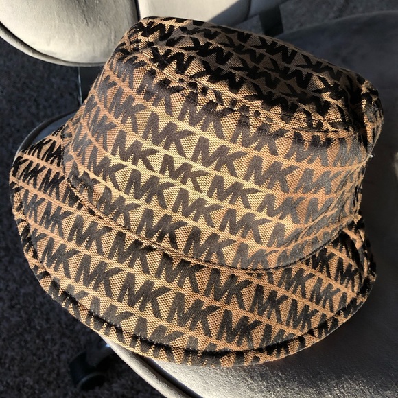 Michael Kors Accessories - Michael Kors reversible logo bucket hat